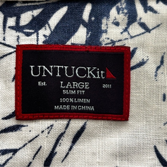 UNTUCKit Slim Fit Linen Short Sleeve Button Down Shirt - Picture 3 of 6
